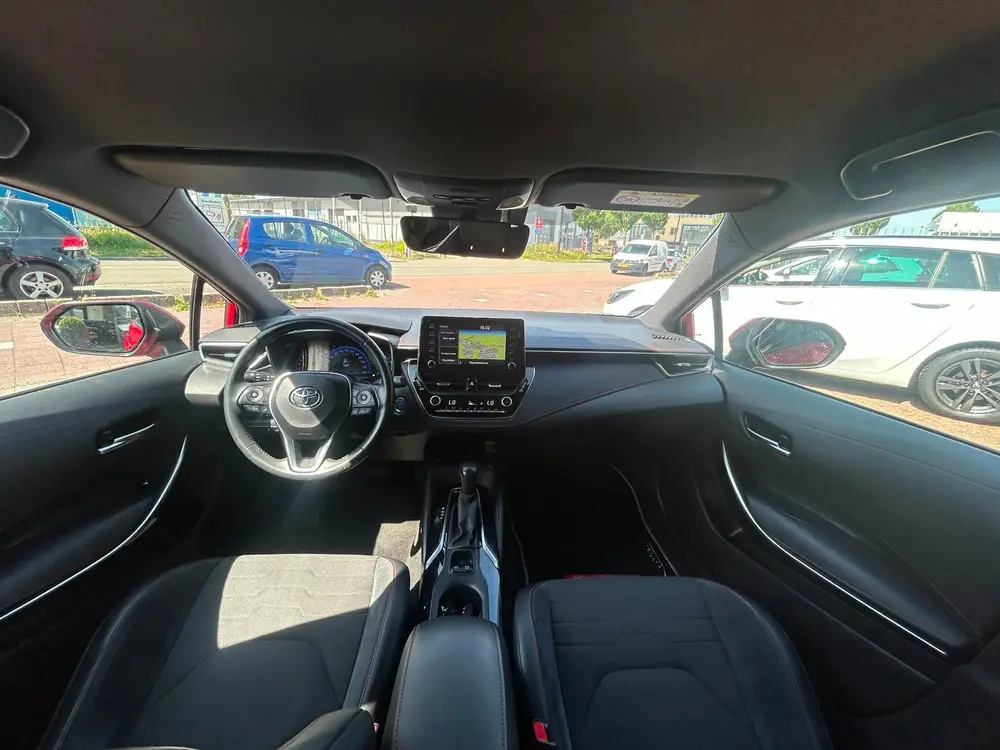 Toyota Corolla 2.0 Hybrid GR-Sport Plus AUTOM uit 2019, foto 2
