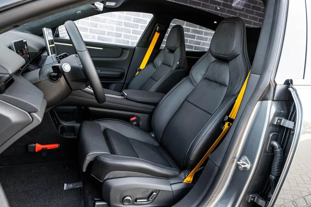 Polestar 4 Long Range Dual motor Performance Prime 10 uit 2026, foto 6