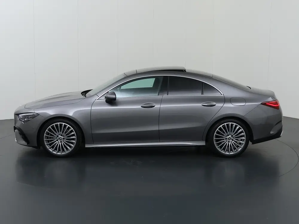Mercedes-Benz CLA 180 Business Solution AMG uit 2025, foto 5