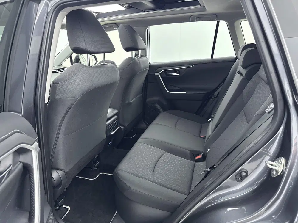 Toyota RAV 4 uit 2022, foto 5