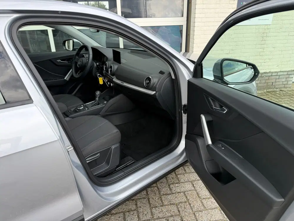 Audi Q2 35 TFSI Pro Line uit 2019, foto 15