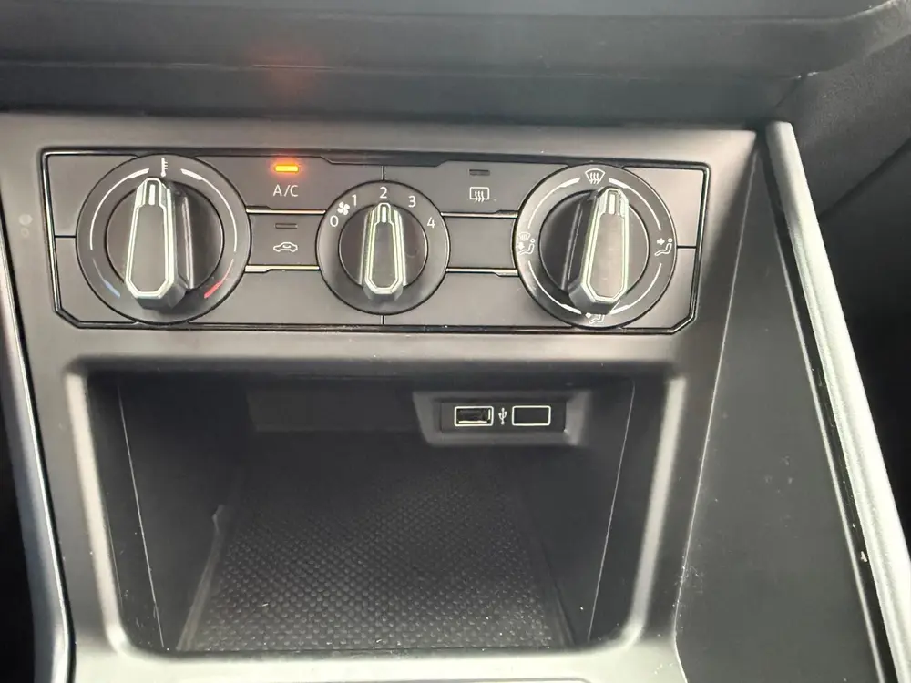 Volkswagen Polo 1.0 TSI R-Line|Navi|Cruise|Vitrual|Carplay|P uit 2022, foto 17