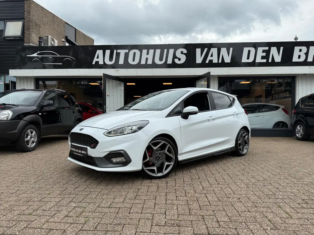 Ford Fiesta ST-3 200Pk 5Deurs|Maxton|Navi|Cruise|Climate|Rec uit 2019, foto 4