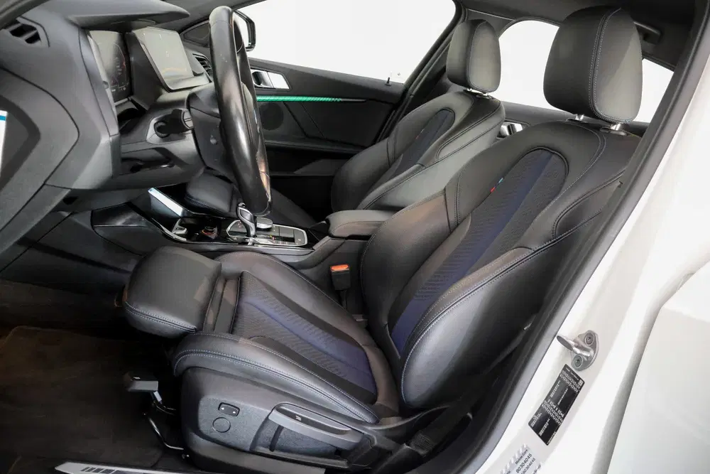 BMW 1-serie 120i M-Sport High Executive FULL LED uit 2021, foto 10