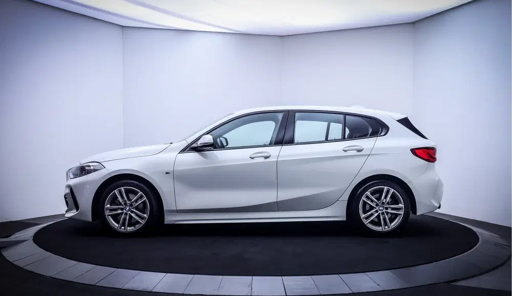 BMW 1-serie 120i M-Sport High Executive FULL LED uit 2021, foto 12