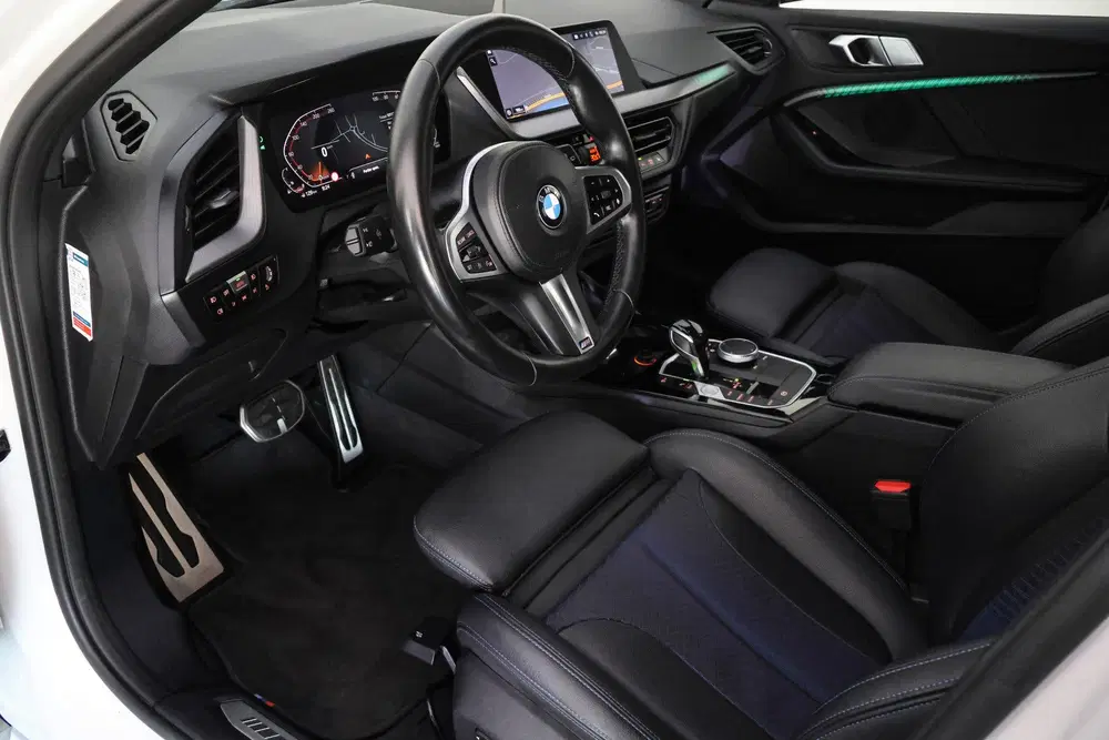 BMW 1-serie 120i M-Sport High Executive FULL LED uit 2021, foto 16