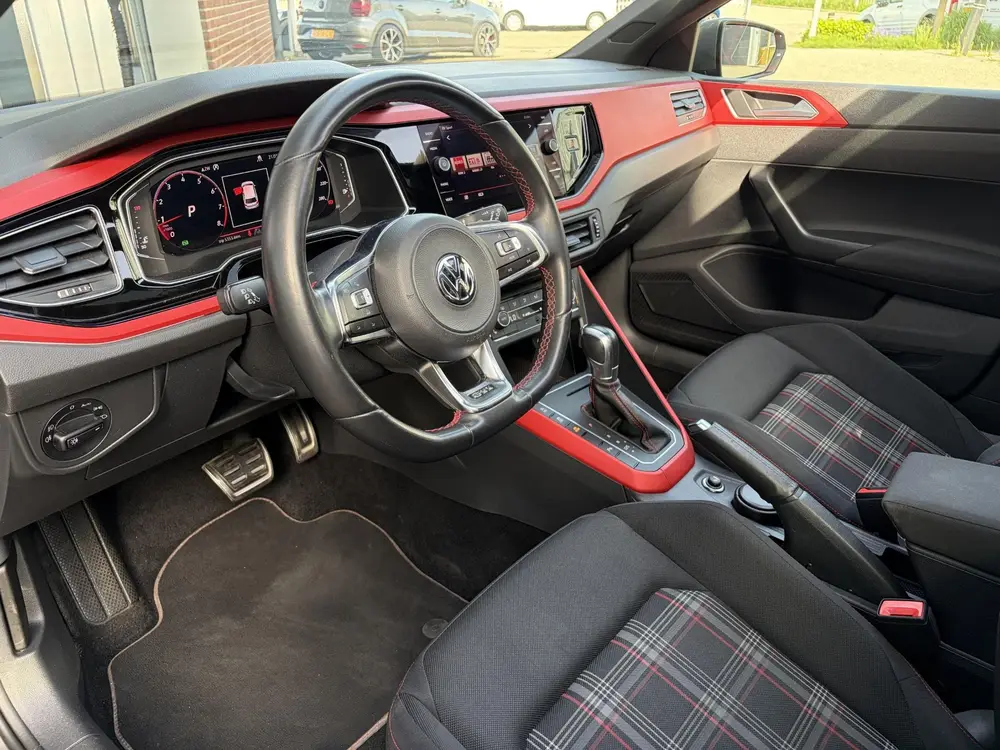 Volkswagen Polo 2.0 TSI GTI | CarPlay | Stoel verwarming | C uit 2019, foto 10