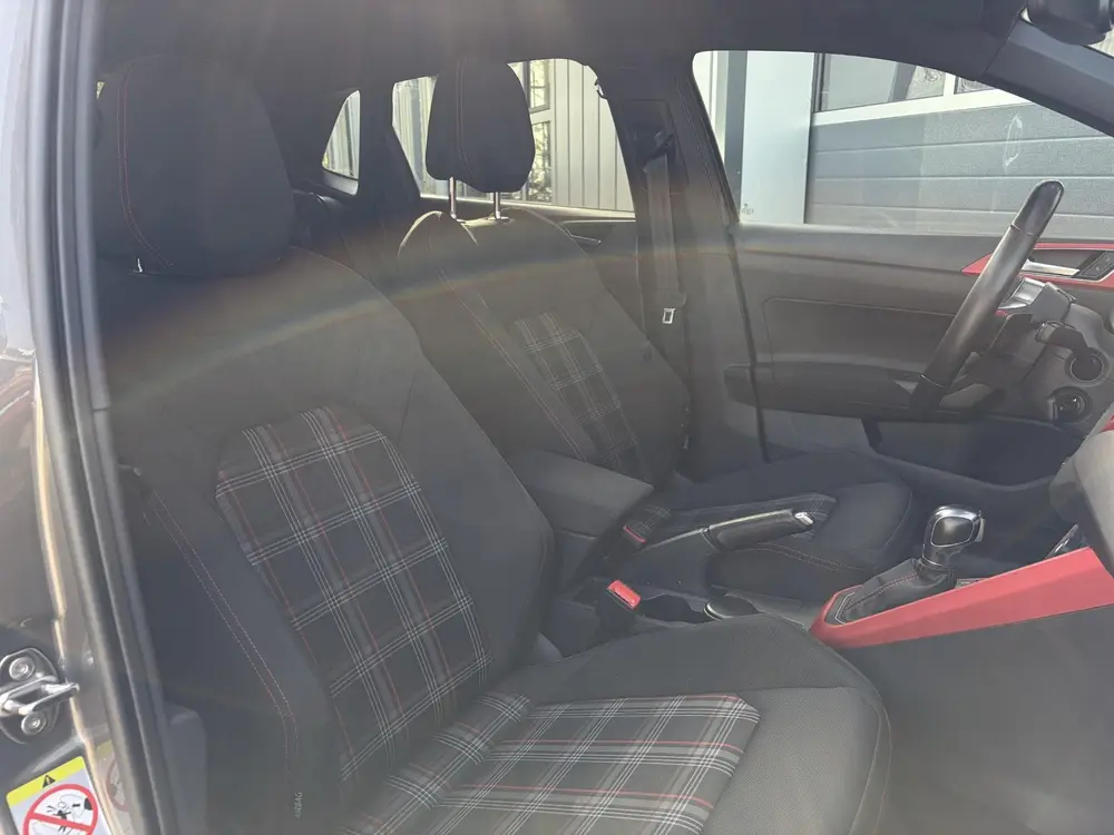 Volkswagen Polo 2.0 TSI GTI | CarPlay | Stoel verwarming | C uit 2019, foto 15