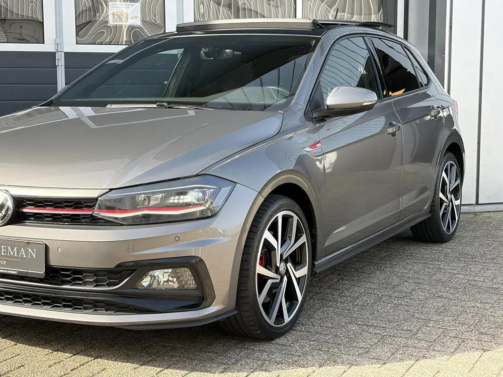 Volkswagen Polo 2.0 TSI GTI | CarPlay | Stoel verwarming | C uit 2019, foto 4