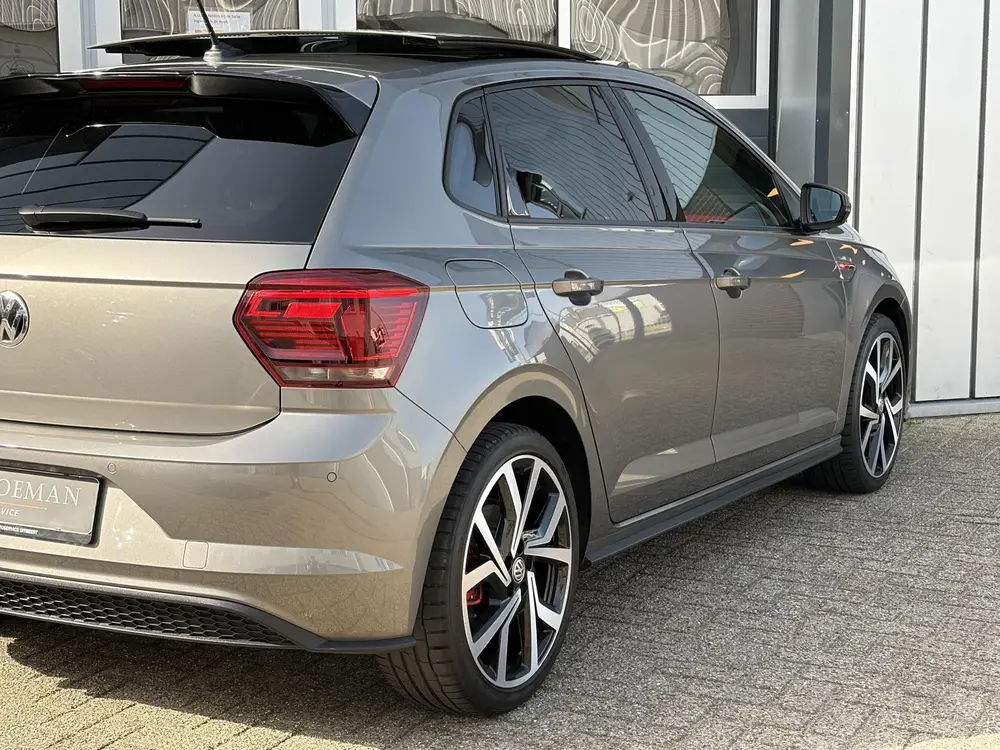 Volkswagen Polo 2.0 TSI GTI | CarPlay | Stoel verwarming | C uit 2019, foto 9