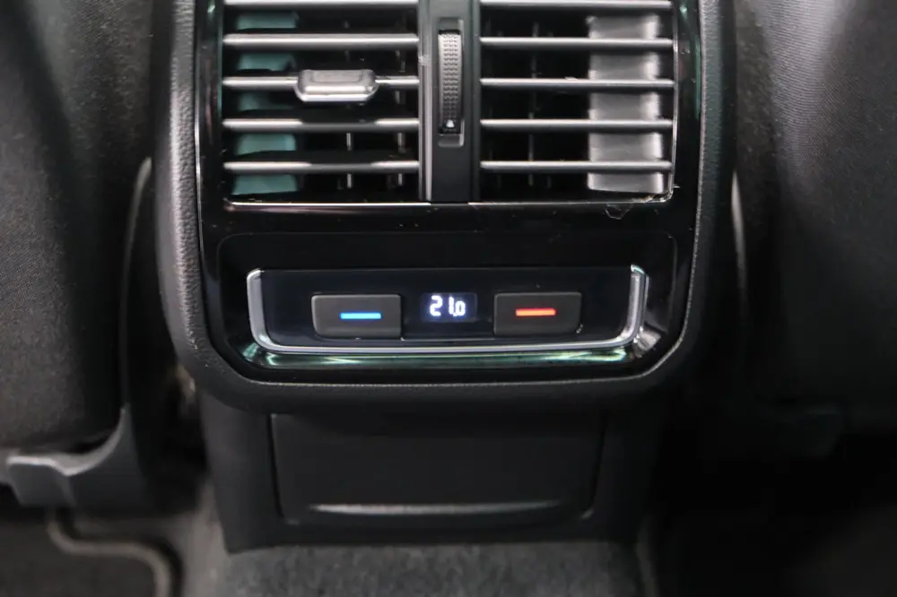 Volkswagen Passat Variant 1.5 TSI Comfortline Business Autom uit 2019, foto 18