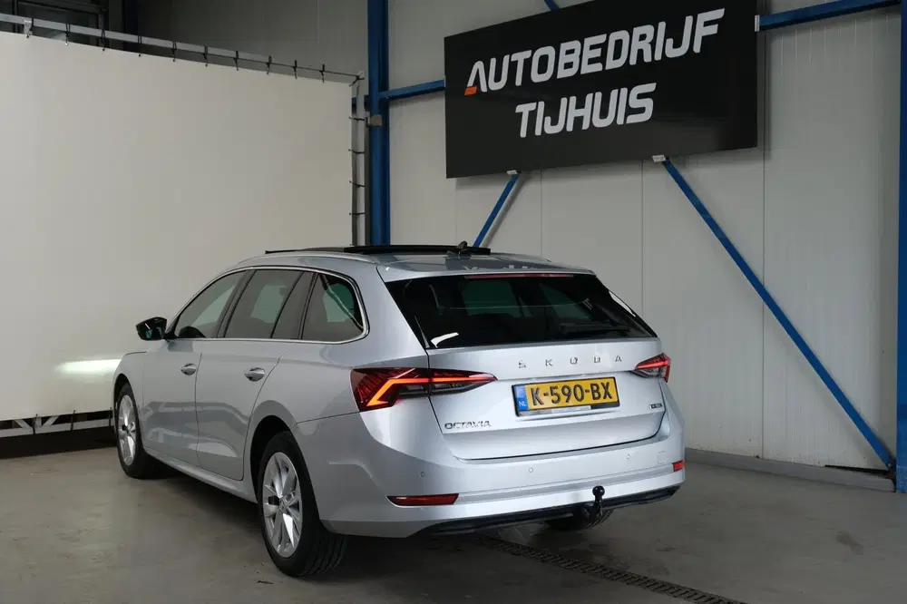 Skoda Octavia 1.0 e-TSI Business Edition Plus uit 2020, foto 4