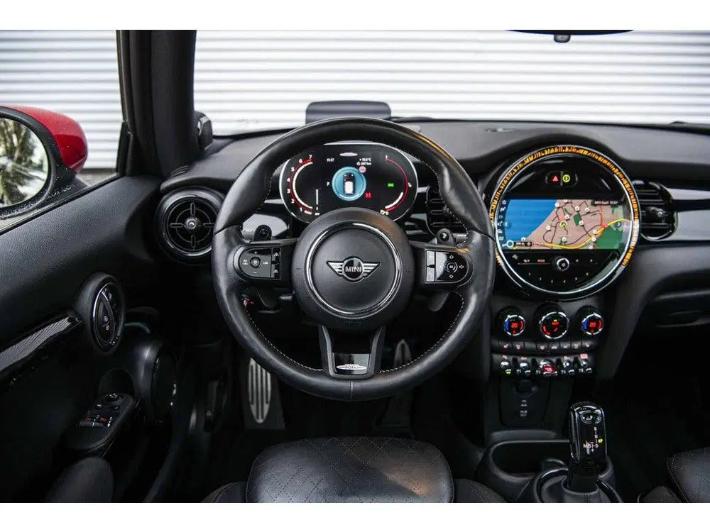 Mini John Cooper Works 2.0 231pk uit 2021, foto 8