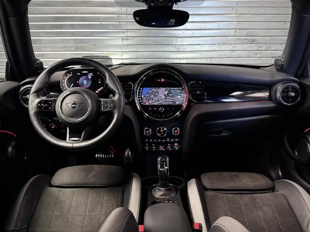 Mini John Cooper Works JCW 2.0 231pk uit 2022, foto 18