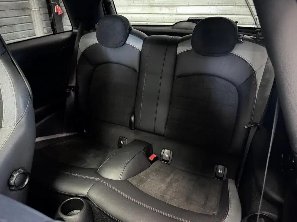 Mini John Cooper Works JCW 2.0 231pk uit 2022, foto 8