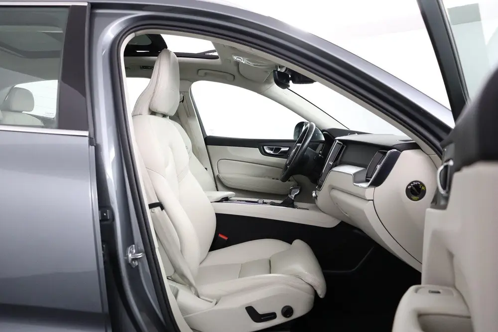 Volvo XC60 2.0 T5 Inscription |NAP|1e eigenaar|Pano|Memory|L uit 2019, foto 18
