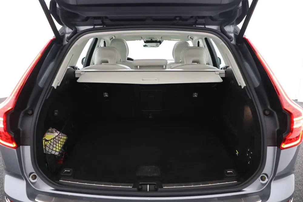 Volvo XC60 2.0 T5 Inscription |NAP|1e eigenaar|Pano|Memory|L uit 2019, foto 19
