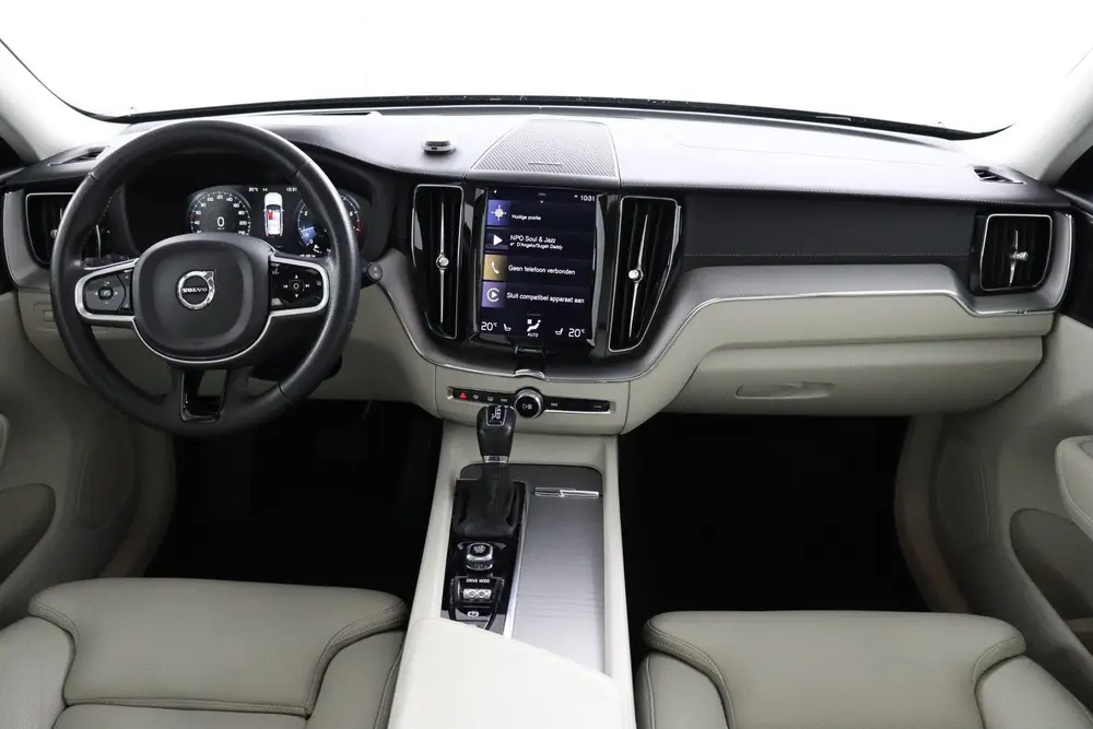 Volvo XC60 2.0 T5 Inscription |NAP|1e eigenaar|Pano|Memory|L uit 2019, foto 4