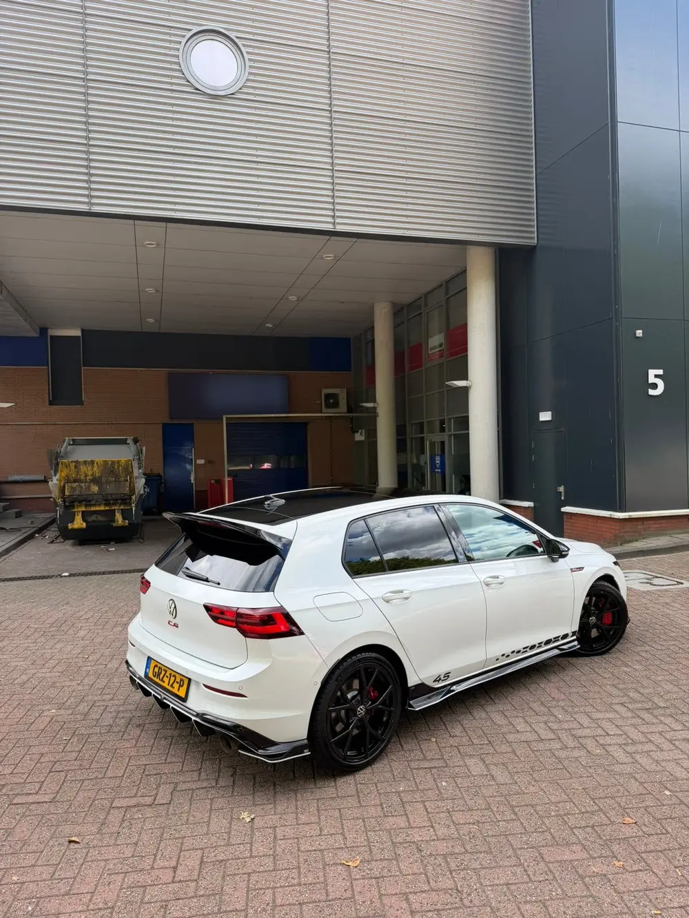 Volkswagen Golf 2.0 TSI OPF 221KW Dsg7 2021 Wit uit 2021, foto 10