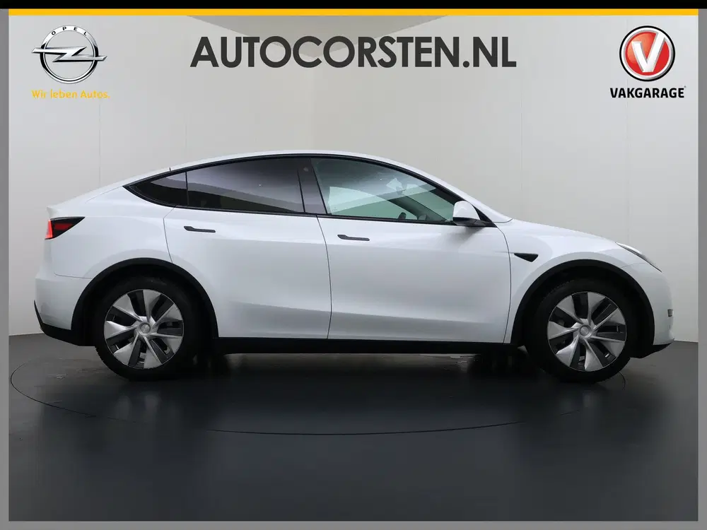 Tesla Model Y RWD 300PK LFP Accu Trekhaak Warmtepomp Lee uit 2023, foto 4