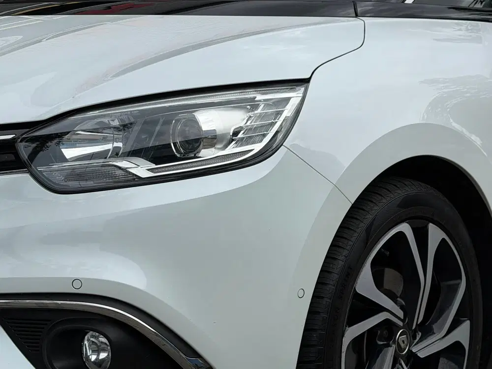 Renault Scenic Scénic 1.3 TCe Bose uit 2019, foto 16