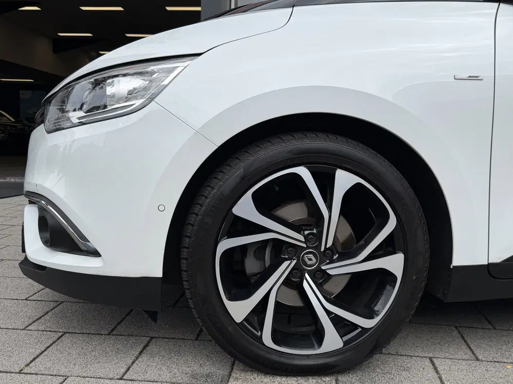 Renault Scenic Scénic 1.3 TCe Bose uit 2019, foto 19