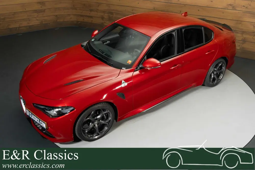 Alfa Romeo Giulia Sedan | 2019 uit 2019