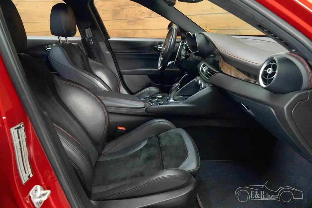 Alfa Romeo Giulia Sedan | 2019 uit 2019, foto 8