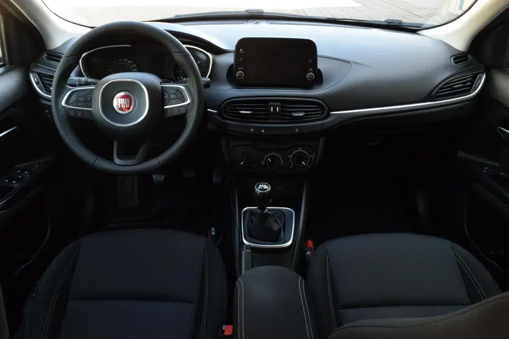 Fiat Tipo 1.4 Mirror uit 2020, foto 15
