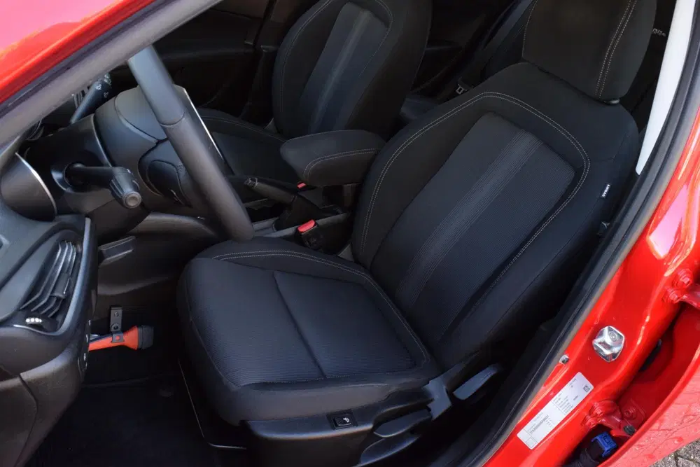 Fiat Tipo 1.4 Mirror uit 2020, foto 17