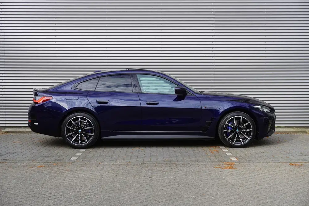 BMW i4 eDrive35 M Sportpakket uit 2026, foto 4