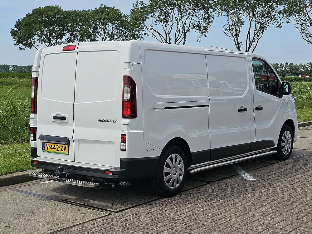 Renault Trafic 1.6 DCI uit 2019, foto 3