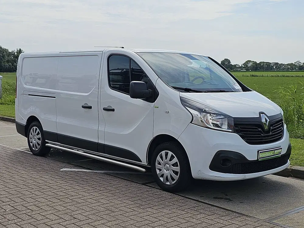 Renault Trafic 1.6 DCI uit 2019, foto 5