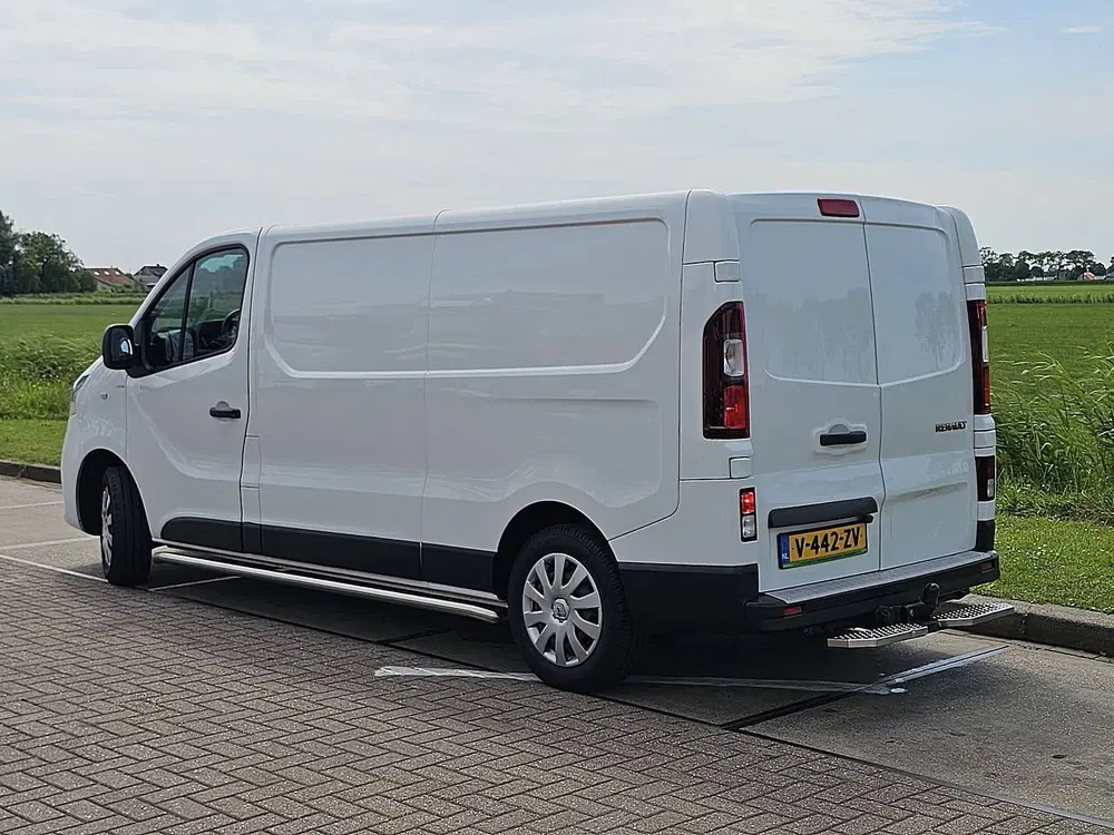 Renault Trafic 1.6 DCI uit 2019, foto 6