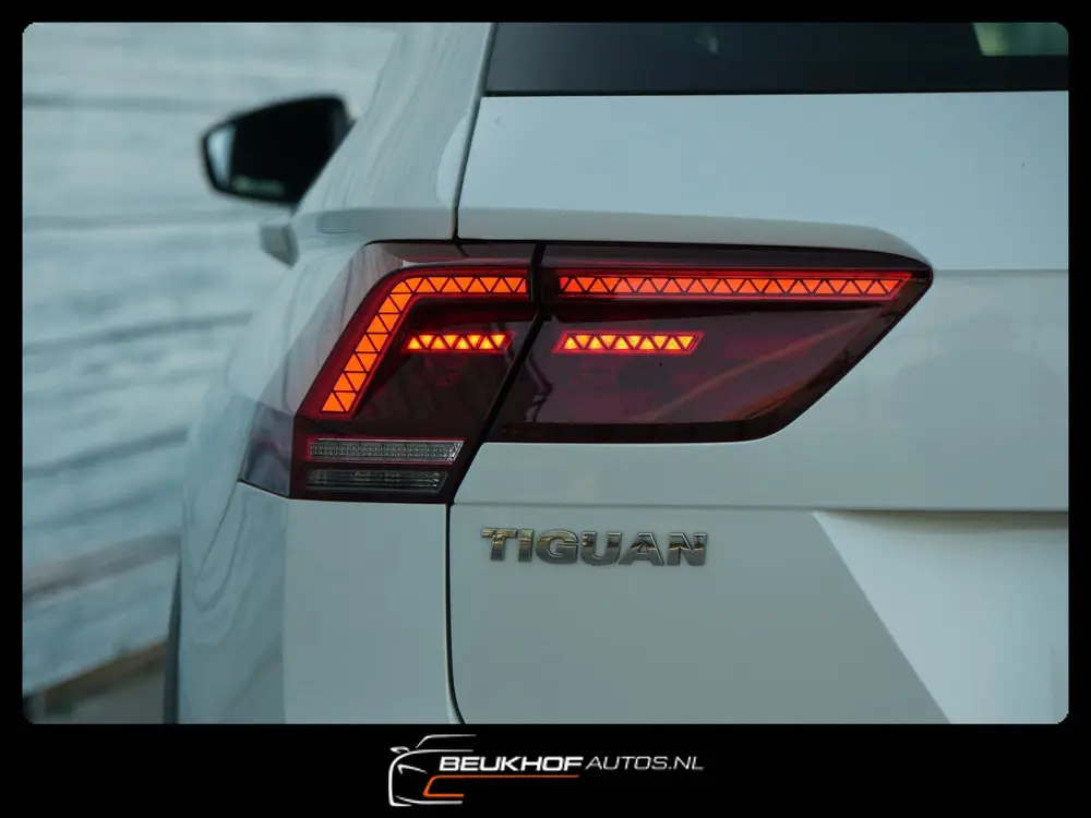 Volkswagen Tiguan 1.5 TSI ACT Business R-Line Carplay Navi uit 2020, foto 20
