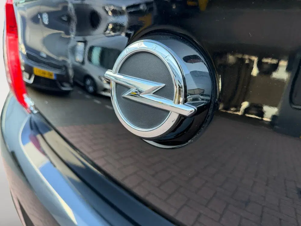Opel Karl 1.0 ecoFLEX 120 Jaar Edition uit 2019, foto 11