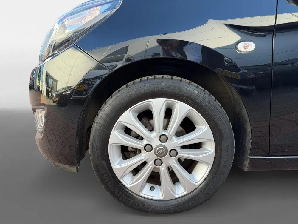 Opel Karl 1.0 ecoFLEX 120 Jaar Edition uit 2019, foto 19