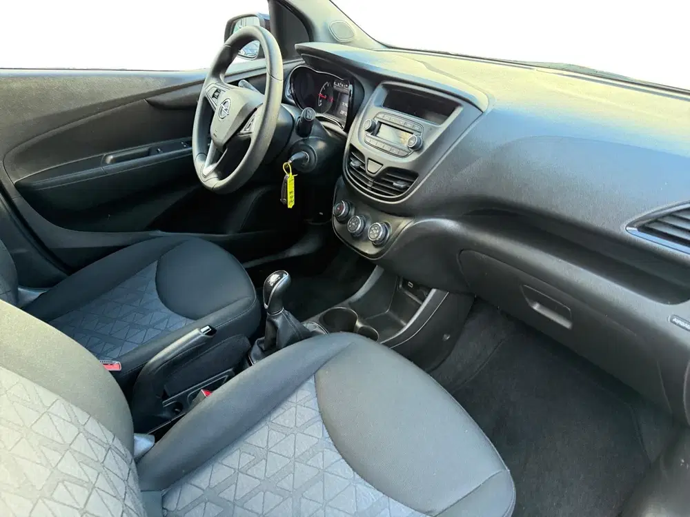Opel Karl 1.0 ecoFLEX 120 Jaar Edition uit 2019, foto 7