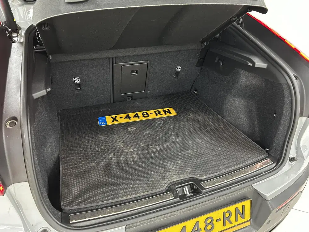 Volvo C40 Single Motor Extended Range Ultimate 82 kW uit 2024, foto 11