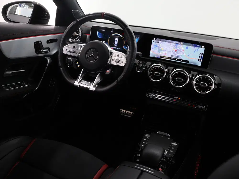 Mercedes-Benz CLA AMG 35 4MATIC Premium Plus uit 2020, foto 9