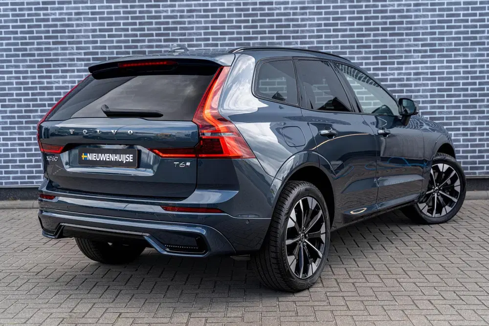 Volvo XC60 2.0 T6 Plug-in hybrid AWD Ultra Dark uit 2026, foto 16