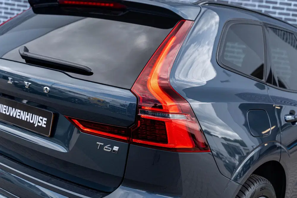 Volvo XC60 2.0 T6 Plug-in hybrid AWD Ultra Dark uit 2026, foto 17