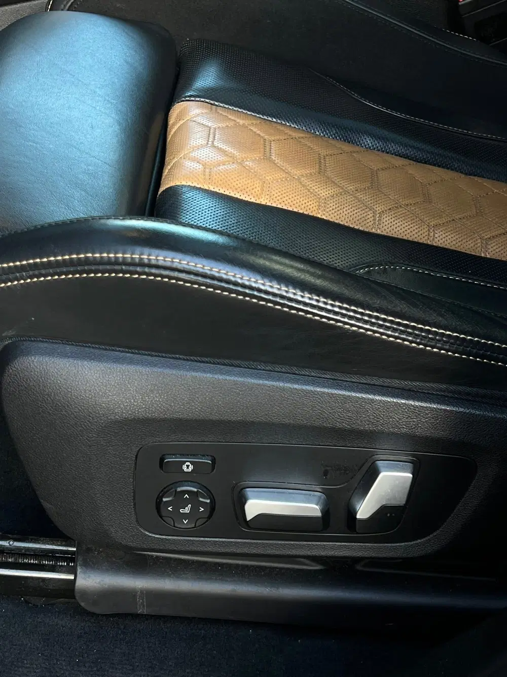 BMW X4 BMW X4 M Competition 21'' uit 2020, foto 14