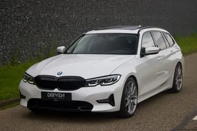 BMW 3-serie 330i Touring uit 2021