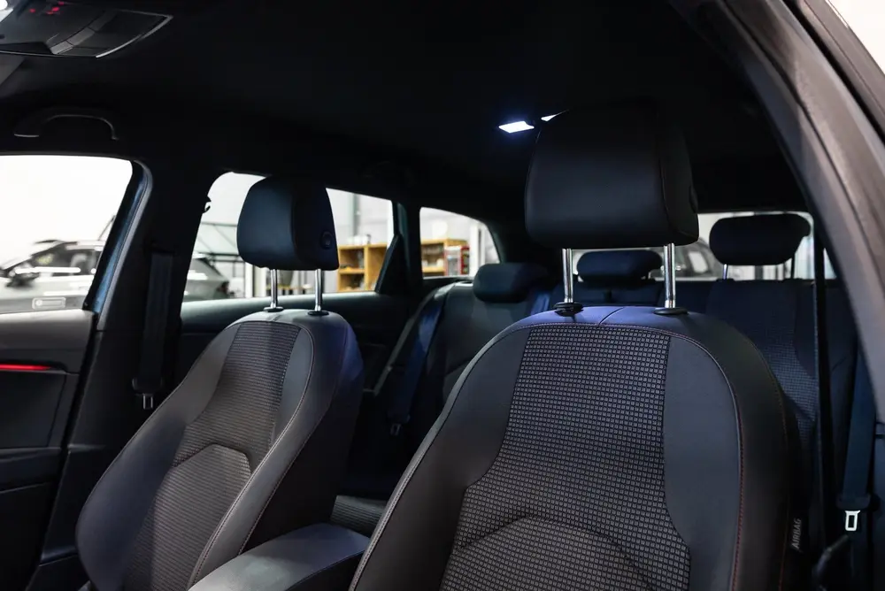SEAT Leon 1.5 TSI FR Business Intense uit 2019, foto 15