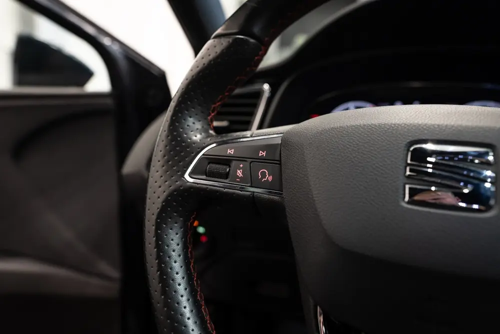SEAT Leon 1.5 TSI FR Business Intense uit 2019, foto 17