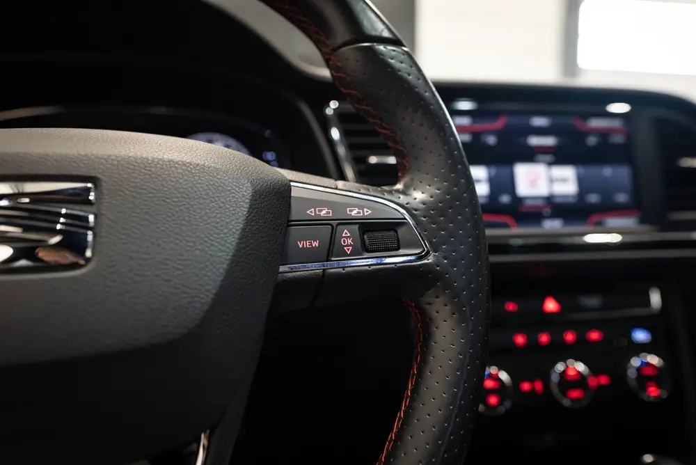 SEAT Leon 1.5 TSI FR Business Intense uit 2019, foto 18