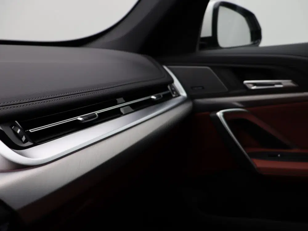 BMW iX1 eDrive20 M Sport Edition uit 2026, foto 13