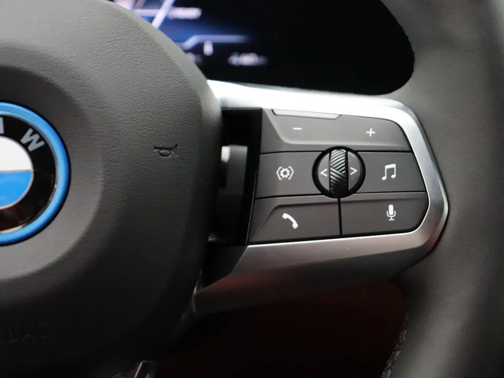 BMW iX1 eDrive20 M Sport Edition uit 2026, foto 16