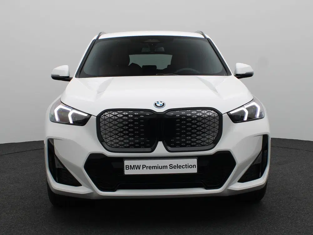 BMW iX1 eDrive20 M Sport Edition uit 2026, foto 3